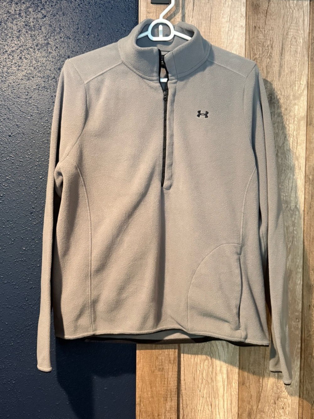LG Men's Light Gray Quarter-Zip Fleece Pullover